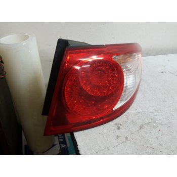Hyundai Santa Fe CM - Used Lamp Rear O/S,RH [92402-2B000] by K-Spare.com