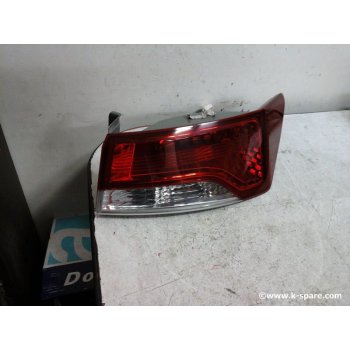 KIA Forte - USED LAMP ASSY-RR COMB O/S, RH [92402-1M300] by K-Spare.com